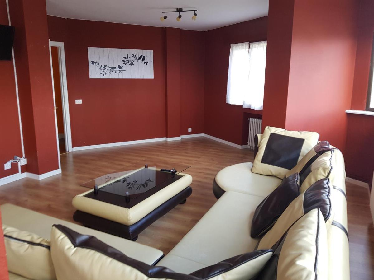 Apartamentos Halcon Рибадео Экстерьер фото